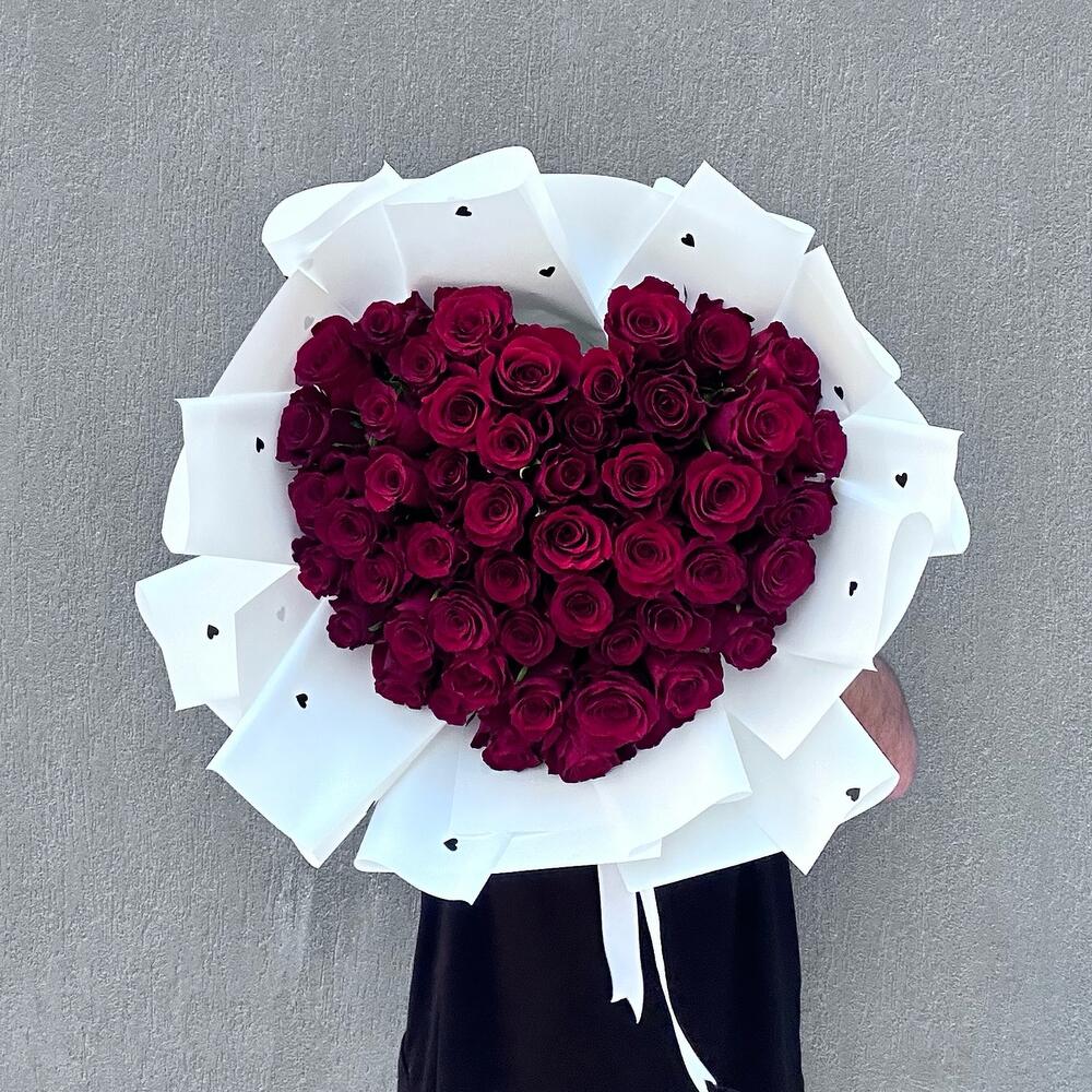 50 Heart Shape Roses