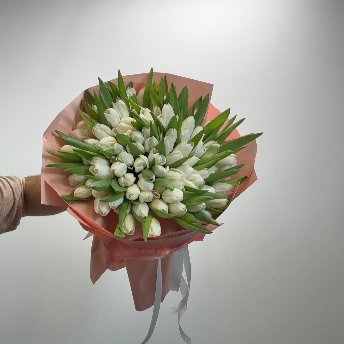 100 tulips Bouquet