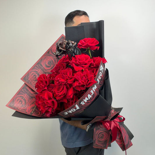 Heart of Midnight Bouquet